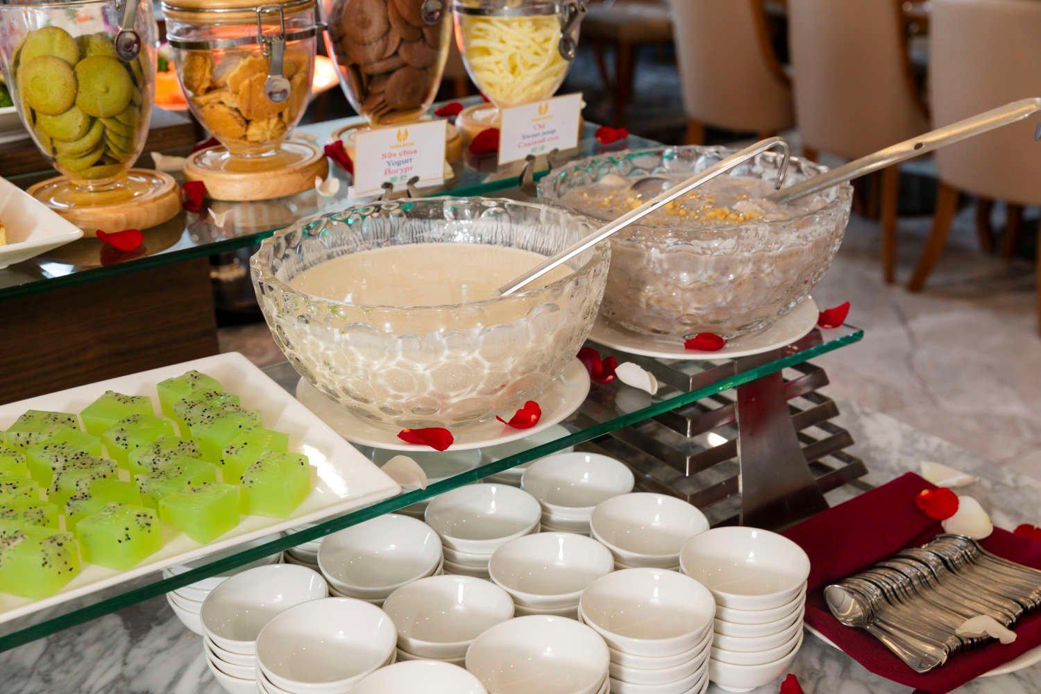 Vesna Hotel Nha Trang Eksteriør billede